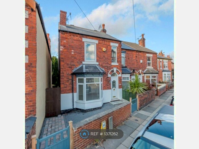 3 Bedroom End Of Terrace House To Rent In Brookhill Street, Stapleford, Nottingham, NG9