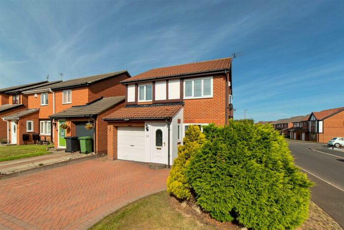 3 Bedroom Detached House To Rent In Alveston Close, Choppington, NE62