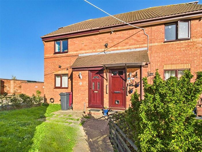 1 Bedroom Apartment For Sale In Ashby Court, Reading, Berkshire, RG2