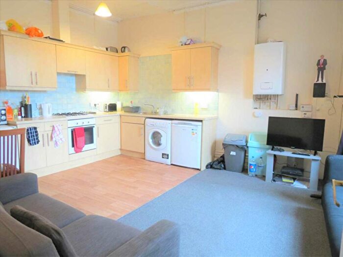3 Bedroom Apartment To Rent In Wimborne Road, Winton, Bournemouth, BH9