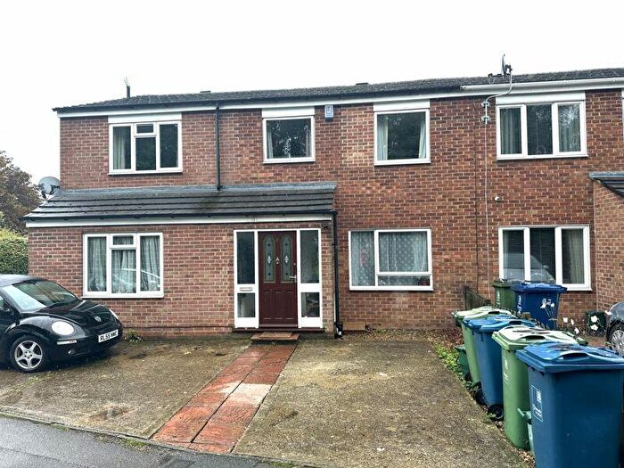 3 Bedroom Terraced House To Rent In Fletcher Road, Oxford, OX4