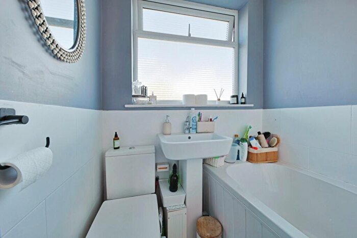 3 Bedroom Terraced House For Sale In Boothferry Road, Hessle, HU13
