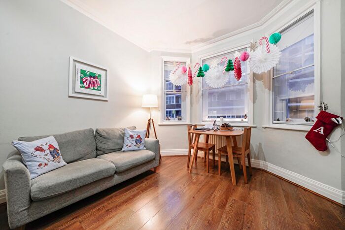 2 Bedroom Flat To Rent In Culworth House, - Allitsen Road, NW8