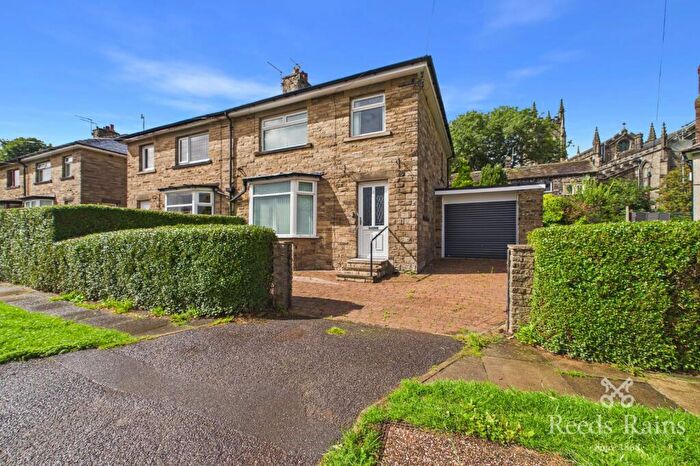 3 Bedroom Semi Detached House For Sale In Hepton Drive, Hebden Bridge, HX7