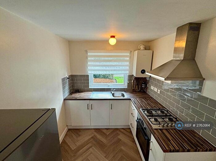 1 Bedroom Flat To Rent In Bonchurch Close, Sutton, SM2