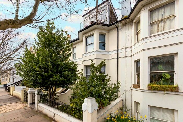 2 Bedroom Flat To Rent In Goldstone Villas, Hove, East Sussex, BN3