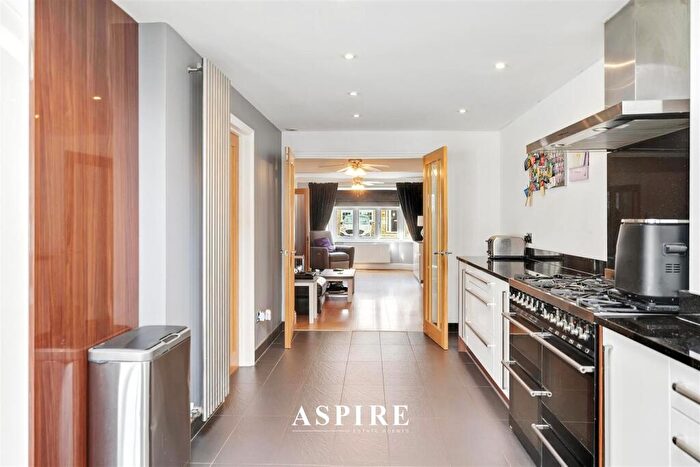 4 Bedroom Detached House For Sale In Video Presentation Inside - Tudor Avenue, Stanford-Le-Hope, SS17