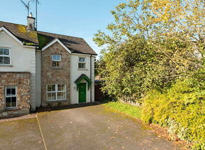 3 Bedroom End Of Terrace House For Sale In Silverhill Manor, Enniskillen, BT74