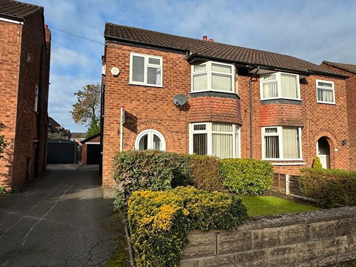 3 Bedroom Semi-Detached House To Rent In Cuthbert Road, Cheadle, SK8