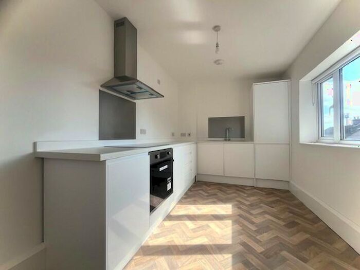 2 Bedroom Apartment To Rent In Sheffield Road, Chesterfield, S41