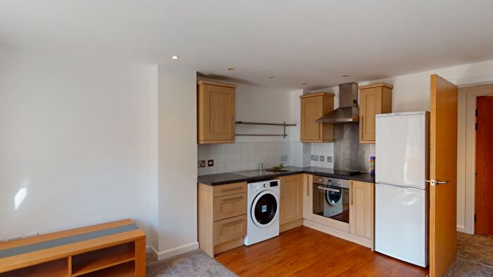 2 Bedroom Flat To Rent In Flat ., Cymbeline House, Shakespeare Street, Nottingham, Ng, NG1