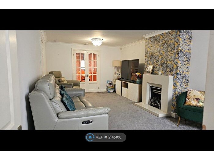 3 Bedroom Terraced House To Rent In Grenville Road, Buckingham, MK18