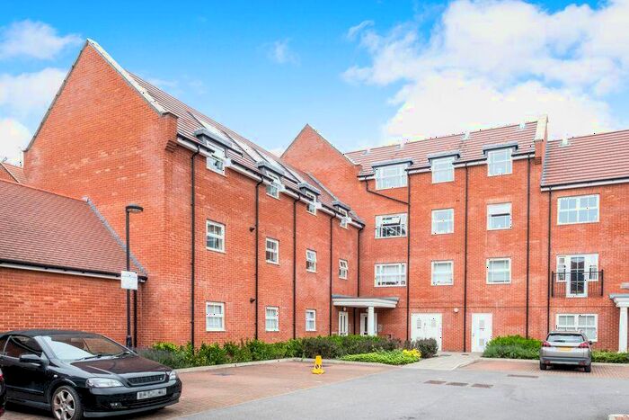 2 Bedroom Apartment To Rent In Ashville Way, Wokingham, RG41