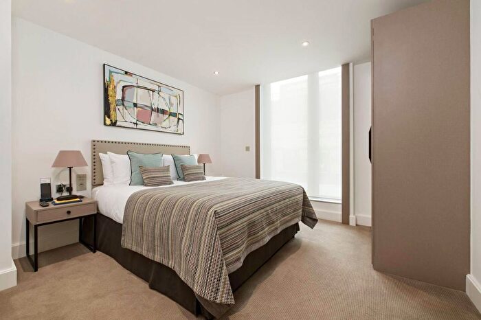 2 Bedroom Flat To Rent In City Of London, EC4A