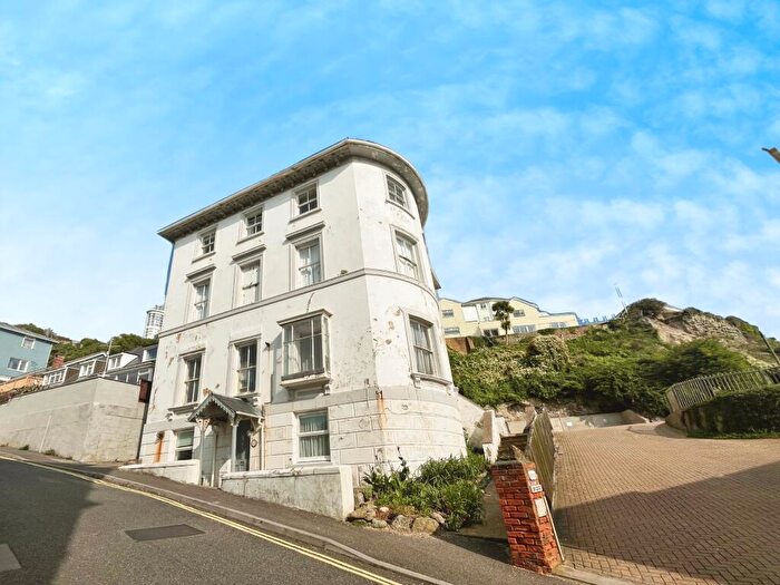 3 Bedroom Apartment To Rent In Esplanade Road, Ventnor, PO38