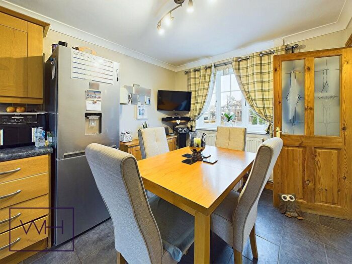 3 Bedroom Terraced House For Sale In Stonehill Rise, Scawthorpe, Doncaster, DN5