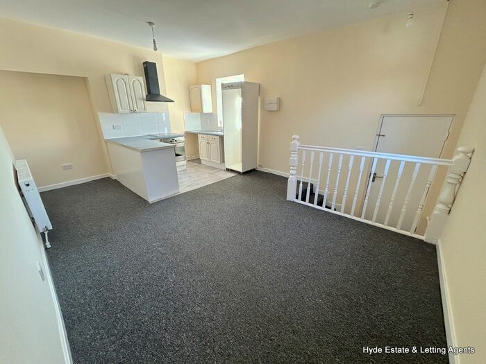 2 Bedroom Flat To Rent In Church Street, Westhoughton, Bolton, BL5