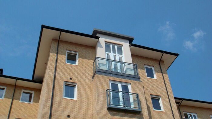 1 Bedroom Flat To Rent In Hampden Gardens, Cambridge CB1