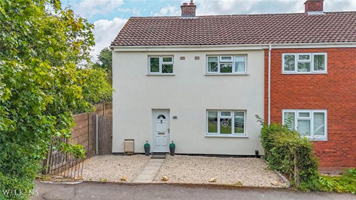3 Bedroom Semi-Detached House To Rent In Dukes Road, Dordon, Tamworth, Warwickshire, B78