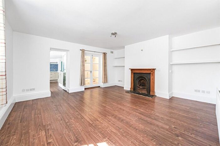 1 Bedroom Apartment To Rent In Bedford Place, Brighton, BN1