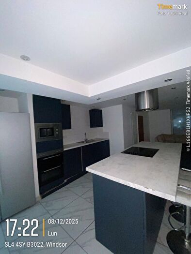 1 Bedroom Flat To Rent In North Street, Windsor, SL4