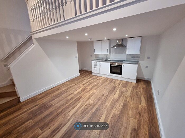 1 Bedroom Terraced House To Rent In Alexandra House, London, N4