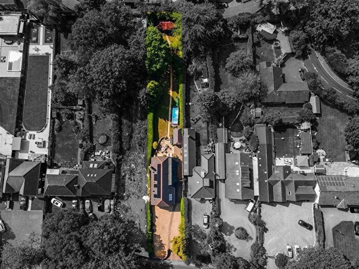 4 Bedroom Detached House For Sale In Fulford Hall Road, Tidbury Green, Solihull, B90