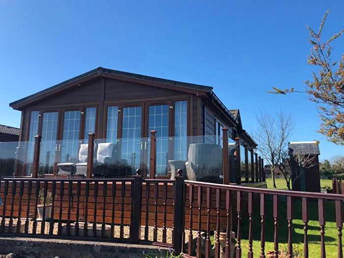 2 Bedroom Park Home For Sale In Willow Grove Park, Sandy Lane, Preesall, Poulton-Le-Fylde, FY6