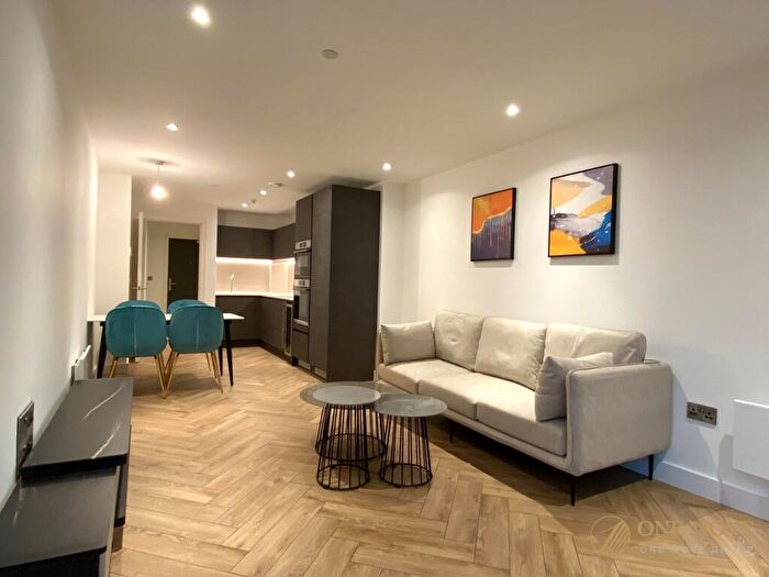 1 Bedroom Flat To Rent In Victoria Residence, Manchester, M15