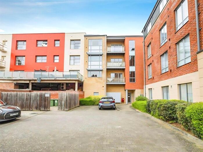 1 Bedroom Flat For Sale In Portmill Lane, Hitchin, Hertfordshire, SG5