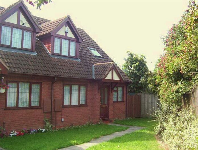 1 Bedroom End Of Terrace House To Rent In Sandpiper Road, Aldermans Green, Coventry, CV2