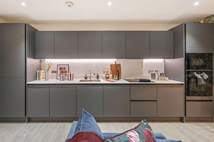 2 Bedroom Flat For Sale In Dagenham Green, Dagenham, RM9