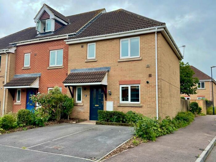 3 Bedroom End Of Terrace House To Rent In Honeywick Close, Bedminster, Bristol, BS3