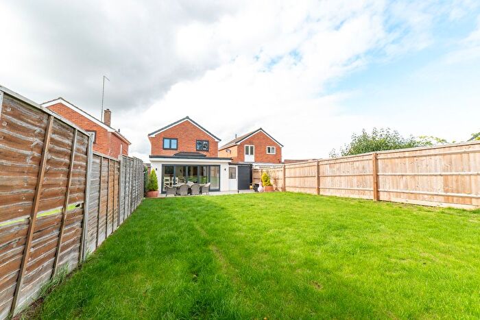 3 Bedroom Detached House For Sale In Chandler Road, Bishops Cleeve, Cheltenham, GL52