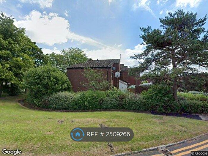 3 Bedroom End Of Terrace House To Rent In Dalelands, Telford, TF3