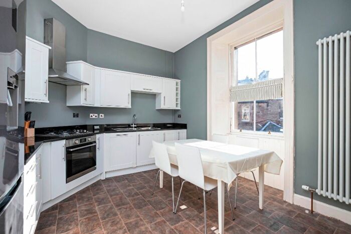 3 Bedroom Flat To Rent In Morningside Drive, Morningside, Edinburgh, EH10