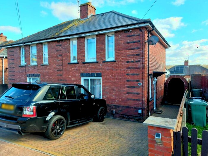 3 Bedroom Semi-Detached House To Rent In Briar Crescent, Exeter, EX2