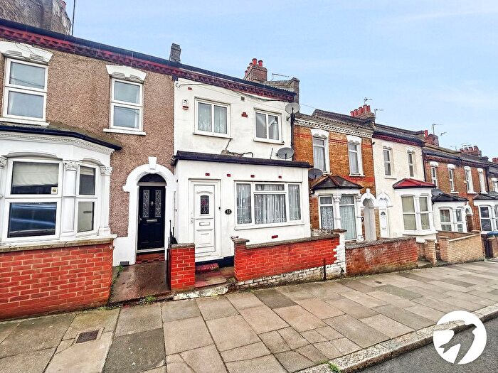 2 Bedroom Terraced House To Rent In Tewson Road, London, SE18