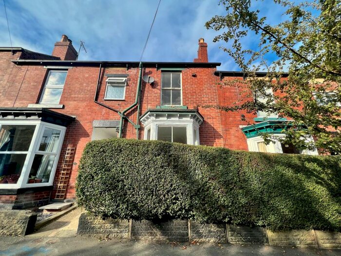 3 Bedroom Terraced House To Rent In Kirkstall Road, S11