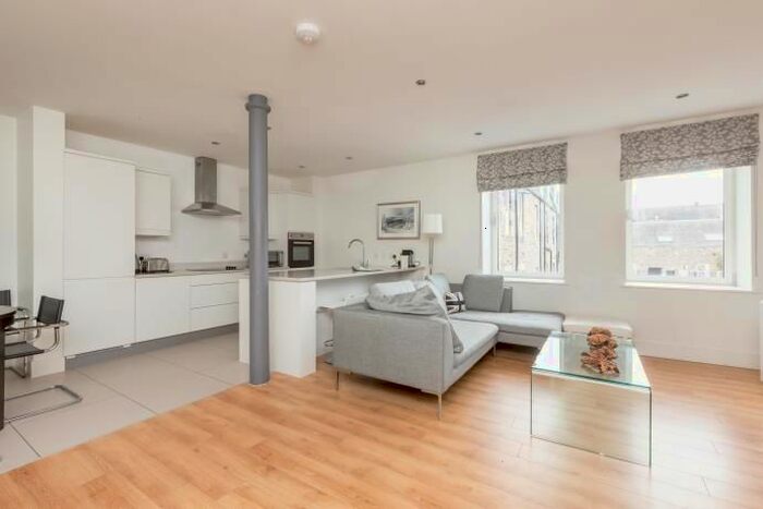 2 Bedroom Flat To Rent In Shandwick Place, West End, Edinburgh, EH2