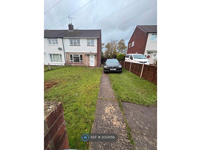 3 Bedroom Semi Detached House To Rent In Ansell Road, Frimley, Camberley, GU16