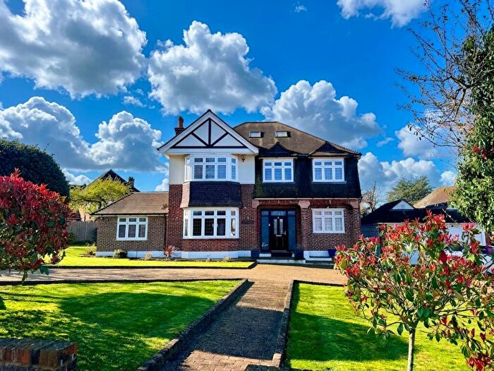 6 Bedroom Detached House For Sale In Sandilands, Croydon, CR0