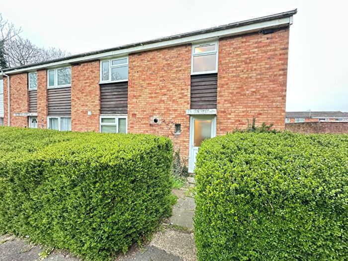 4 Bedroom End Of Terrace House To Rent In Elm Park Close, Houghton Regis, Dunstable, Bedfordshire, LU5