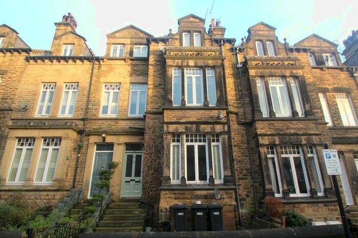 2 Bedroom Flat To Rent In St Marys Avenue, Harrogate, HG2