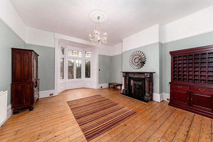 2 Bedroom Apartment To Rent In Osborne Avenue, Jesmond, Newcastle Upon Tyne, NE2