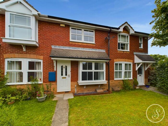 2 Bedroom Town House To Rent In Elm Tree Close, Colton, Leeds, LS15