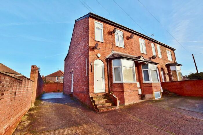 1 Bedroom Flat To Rent In Peel Green Road, Manchester, M30