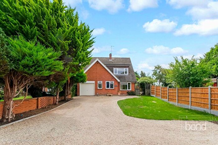 4 Bedroom Detached House For Sale In Highwood Road, Writtle, Chelmsford, CM1
