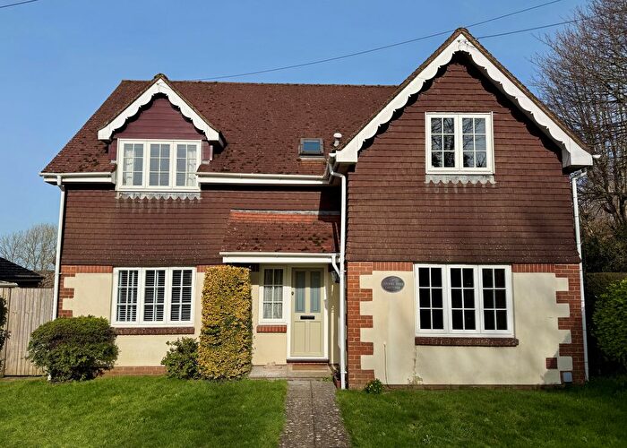 4 Bedroom Detached House To Rent In Houghton Bridge, Amberley, Arundel, BN18