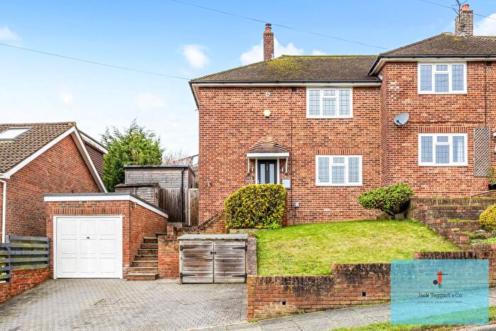3 Bedroom Semi Detached House For Sale In Eldred Avenue, Brighton, BN1